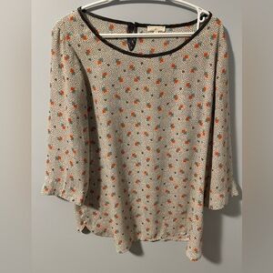 Retro patterned 3/4 length sleeve top